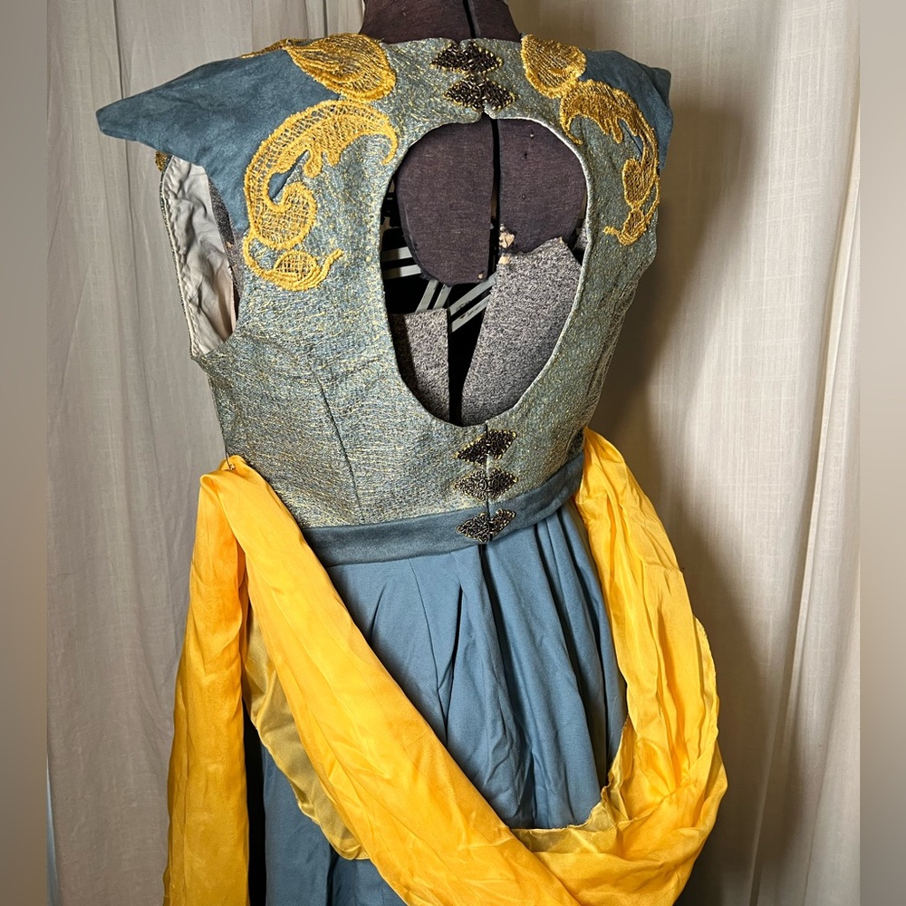 Marjorie Ty-Belle Beauty and the Beast GOT crossover - Picture 6 of 7